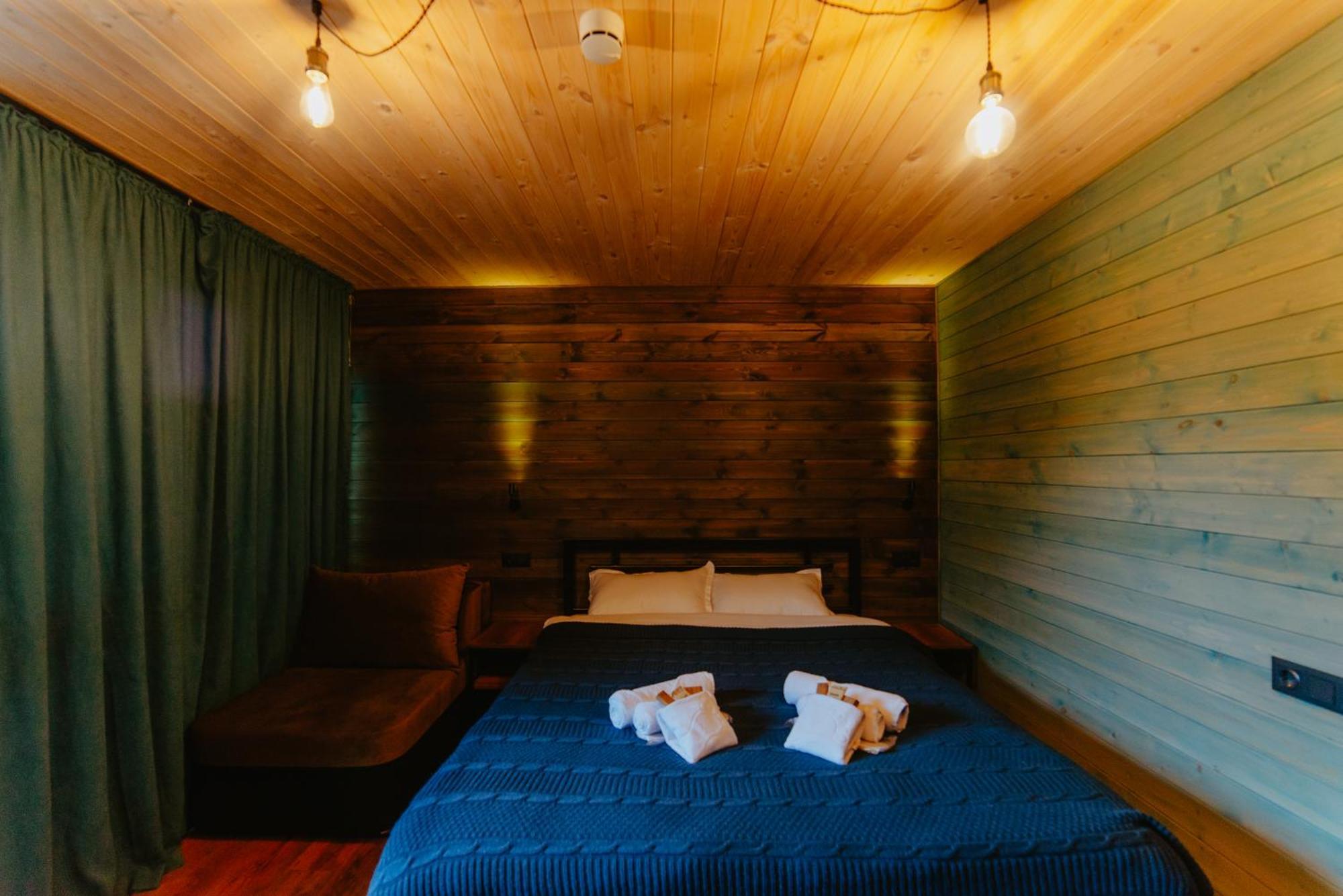 Wanderholic Hotel Telavi Exterior photo